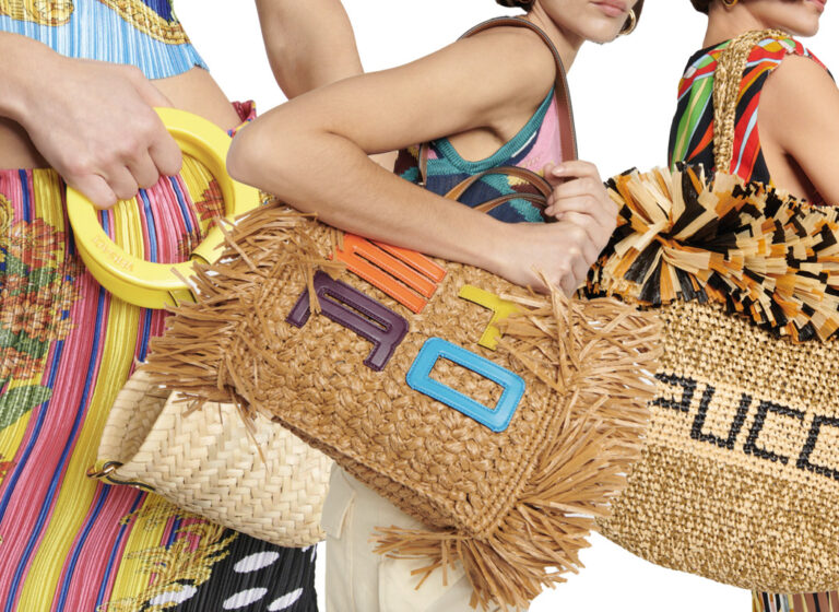 Hier shop je de mooiste strandtassen van riet voor deze zomer